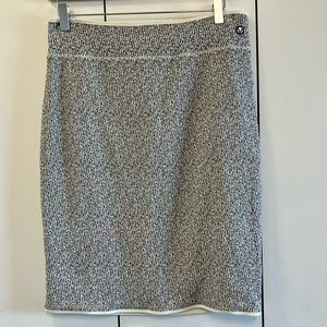White & Black Stretch Pencil Skirt sz. 40